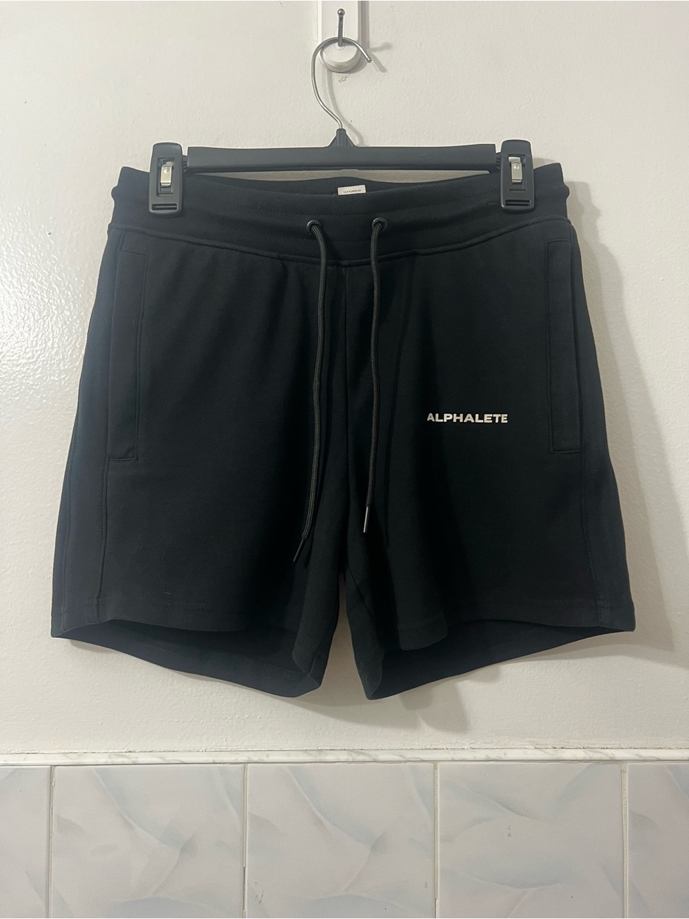 NWT Alphalete Women's Essential Core Shorts Black M Athleisure Gym Travel Casual